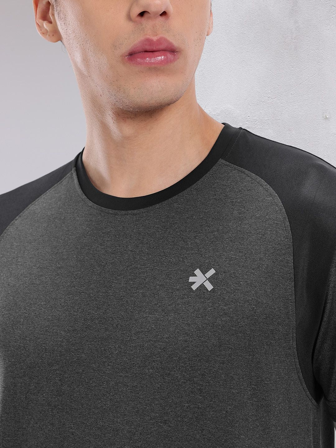 HRX by Hrithik Roshan Men Contrast Panel Rapid-Dry Training T-shirt