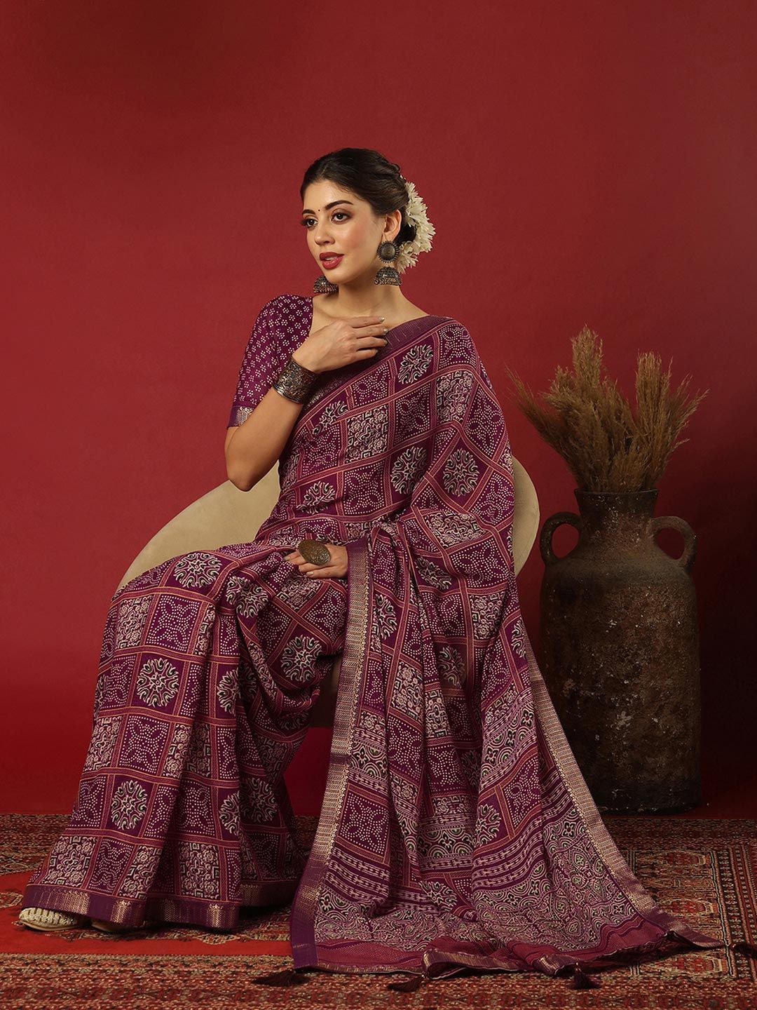 KALINI Bandhani Zari Pure Georgette Bandhani Saree
