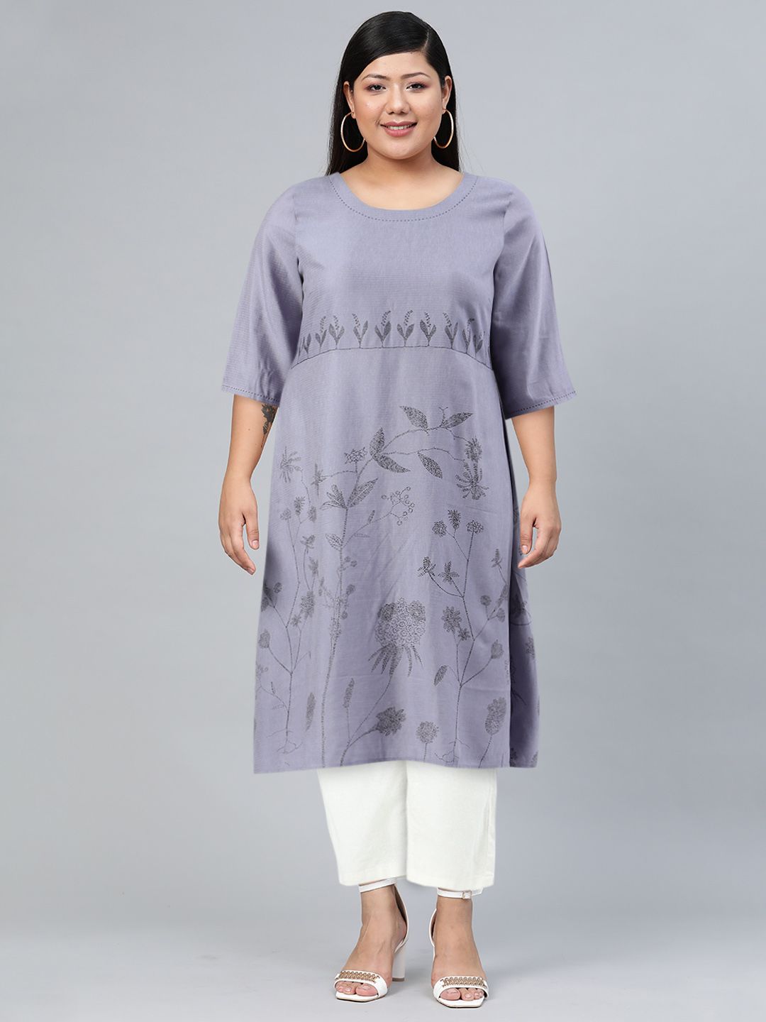 W Women Blue Thread Work Kurta