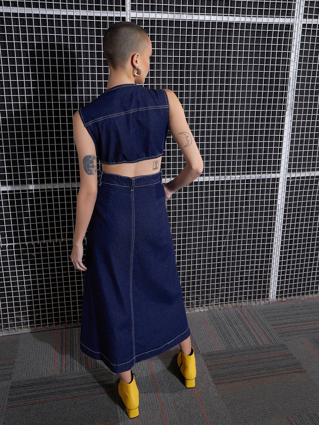 SASSAFRAS Navy Blue Cut-Out Denim A-Line Midi Dress