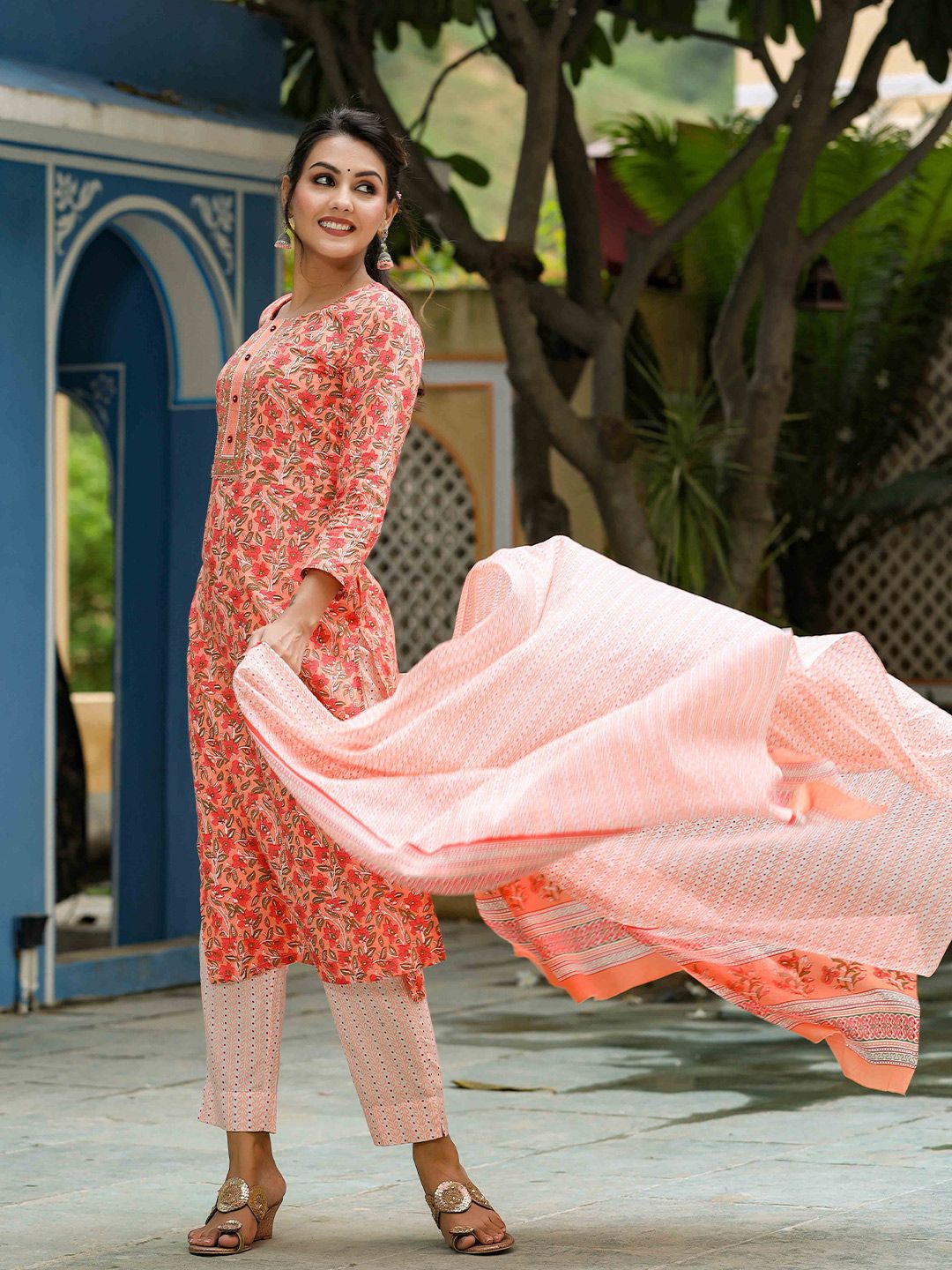 KALINI Floral Printed Gotta Patti Kurta & Trousers With Dupatta