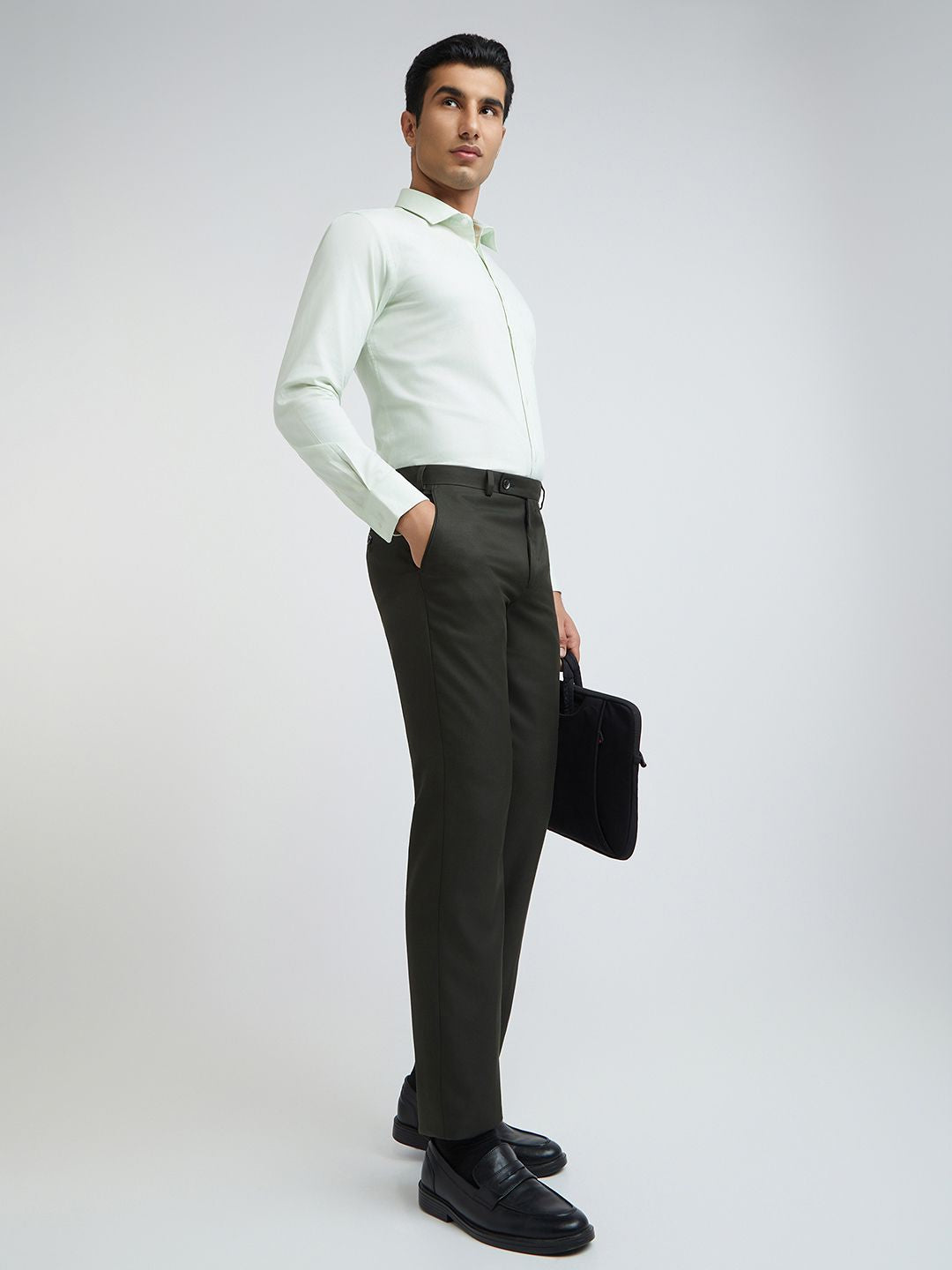 Park Avenue Men Tapered Fit Low-Rise Formal Trousers