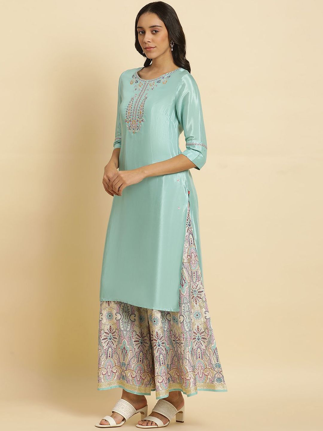 W Floral Embroidered Sequinned Straight Kurta