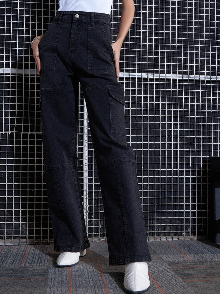 SASSAFRAS Women Black Straight Fit High-Rise Light Fade Stretchable Cargo Jeans