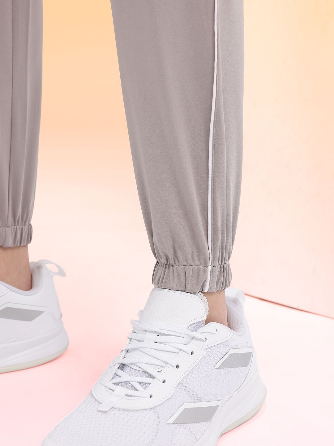 HRX by Hrithik Roshan Women Brand Logo Detail Rapid-Dry Running Joggers