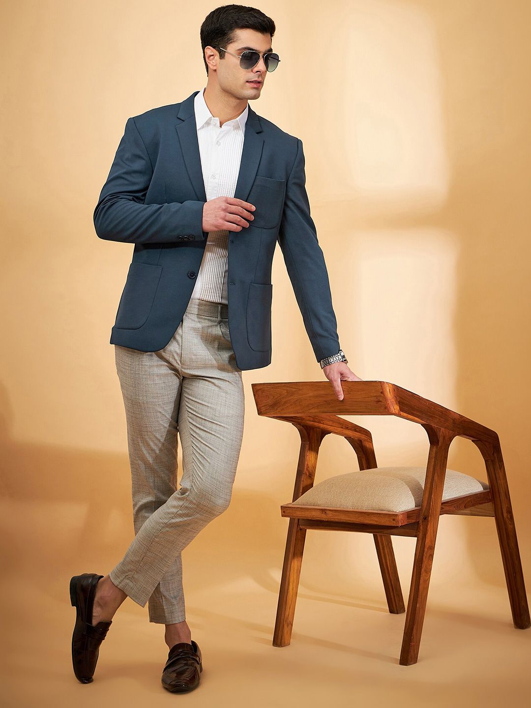 DENNISON Notched Lapel Collar Single Breasted Blazer