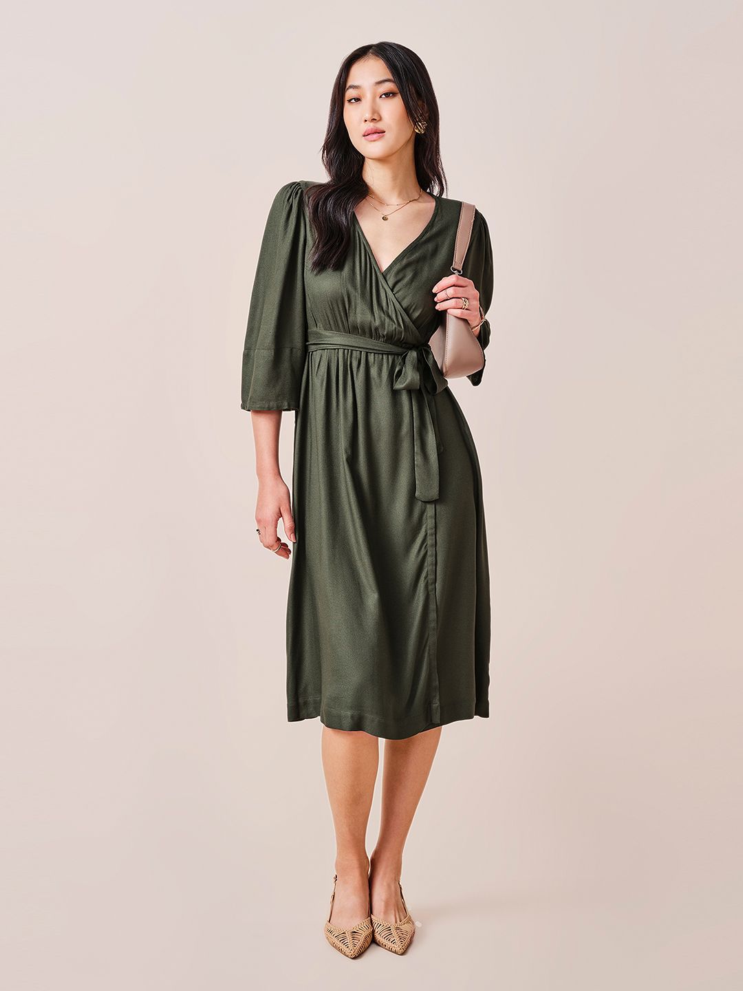 AND Regular Sleeve Midi Dress