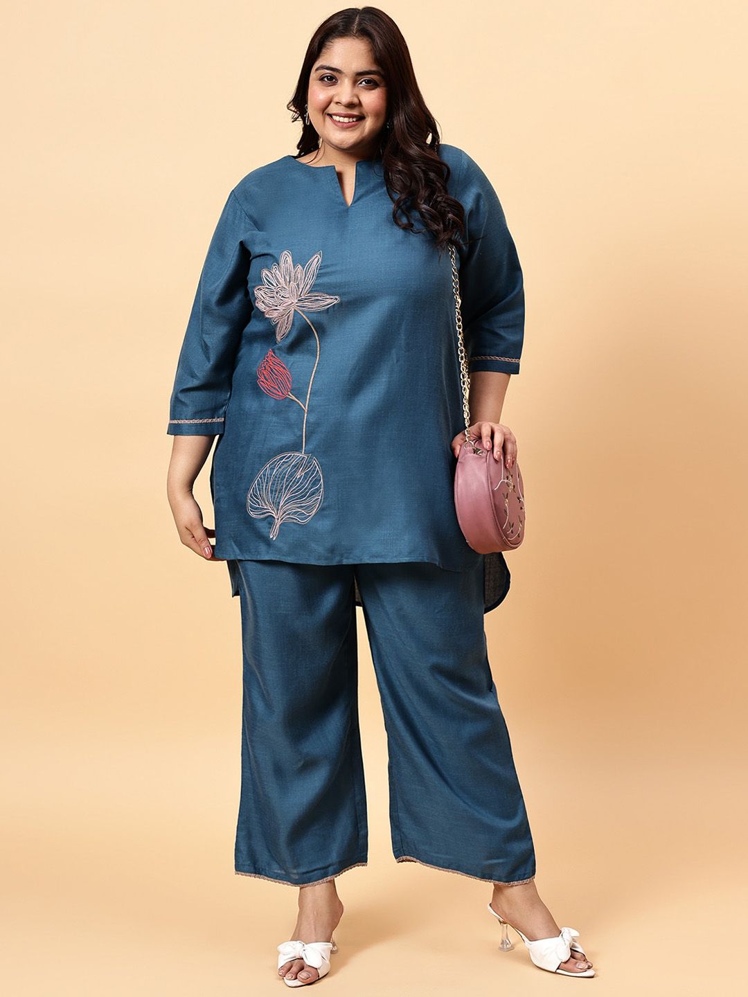 Bani Women Solid Embroidered Tunic with Trousers Co-Ords