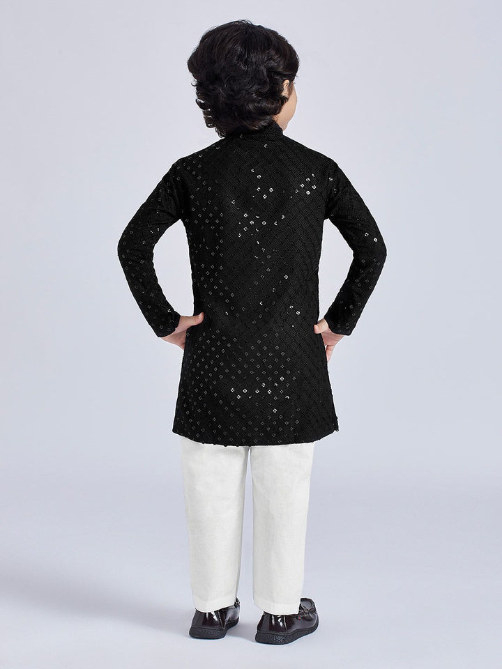 VASTRAMAY Boys Embroidered Regular Sequinned Kurta with Pyjamas