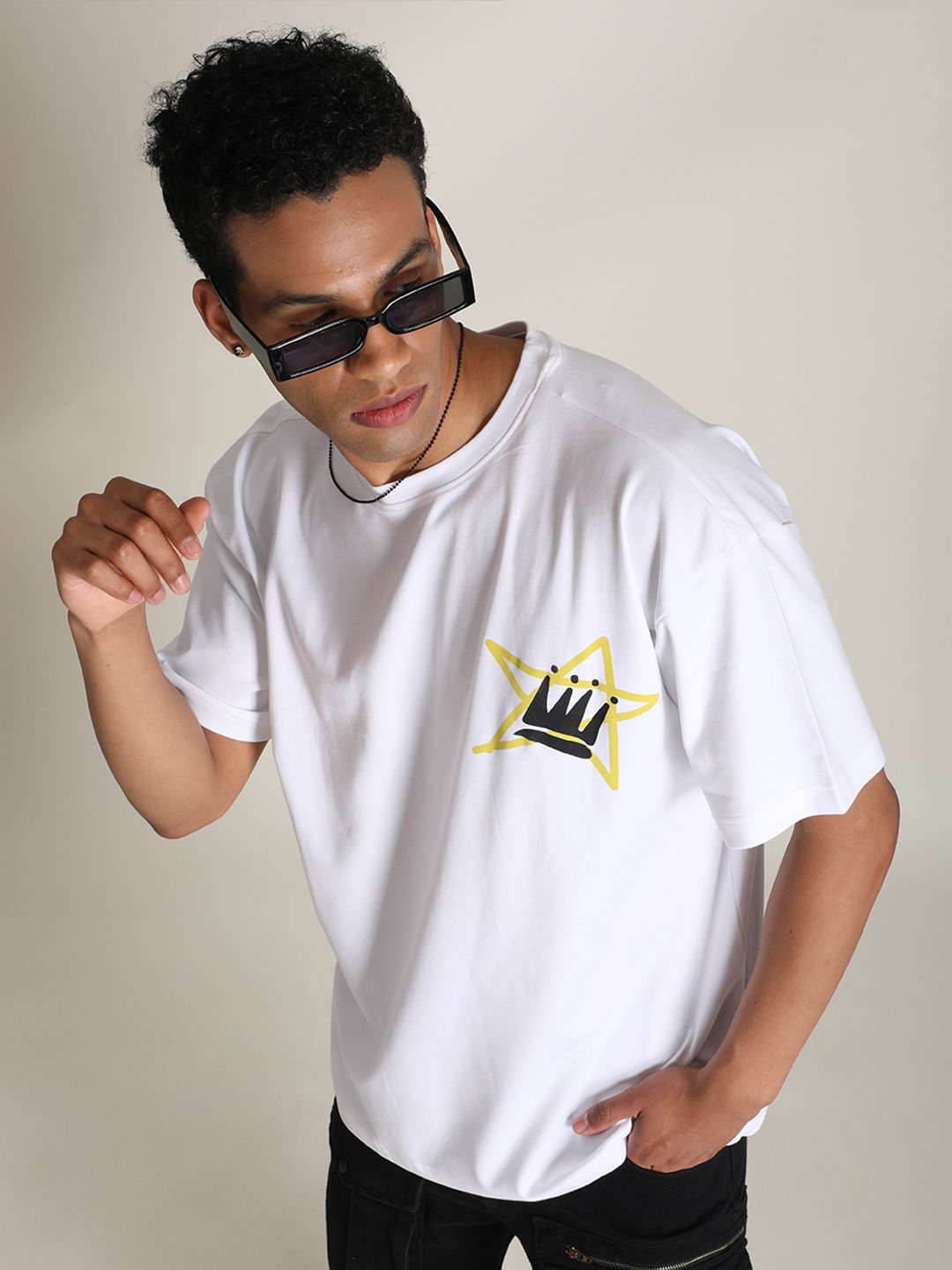 Bene Kleed Men Graphic Printed Cotton Raw Edge Oversized T-shirt