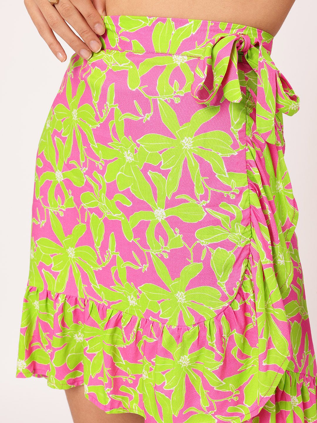 DressBerry Mellow-Mood Tie-Up Asymmetric Flounce Hem Mini Skirt