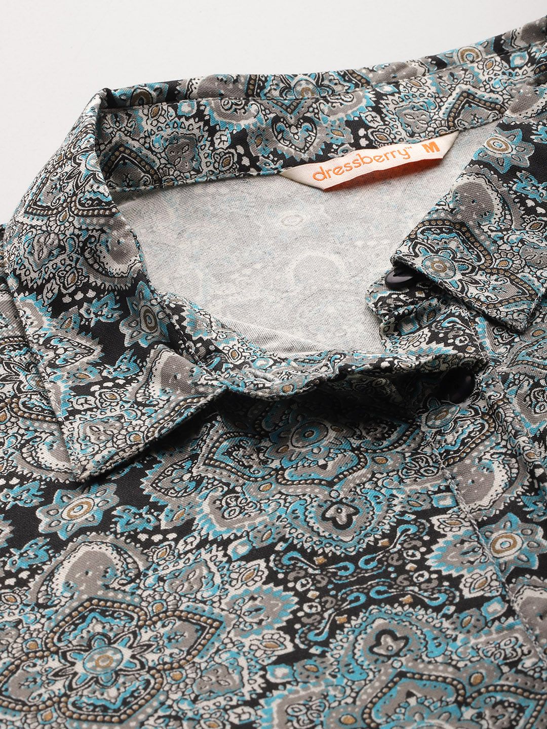 DressBerry Opaque Printed Casual Shirt