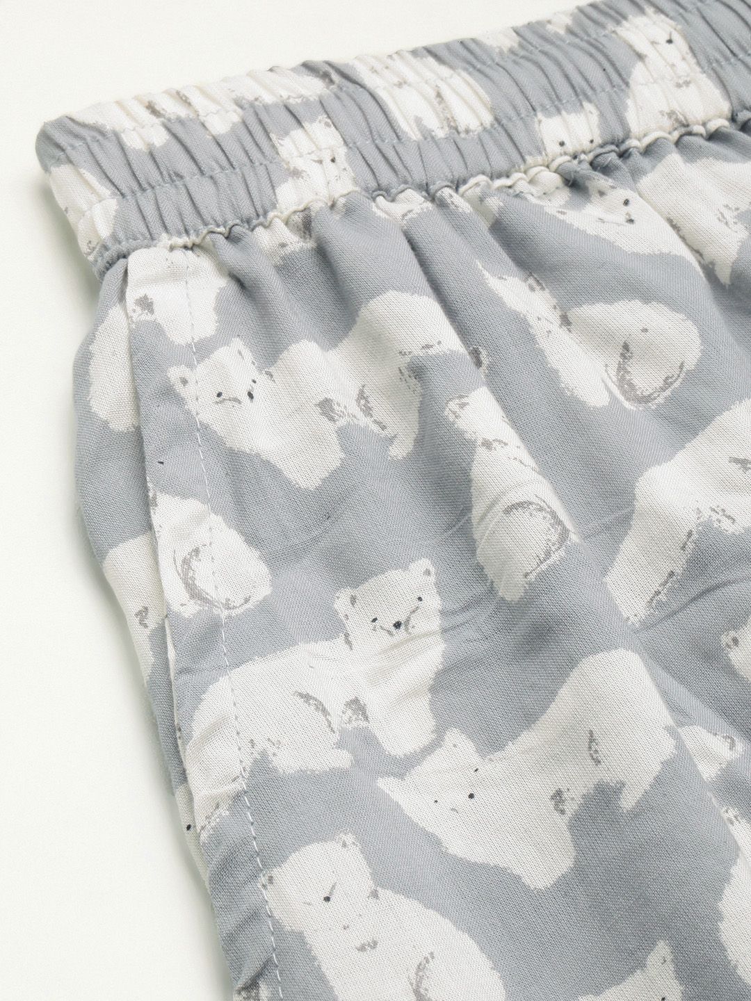 SANSKRUTIHOMES Women Grey & Off White Pure Cotton Printed Shorts Set