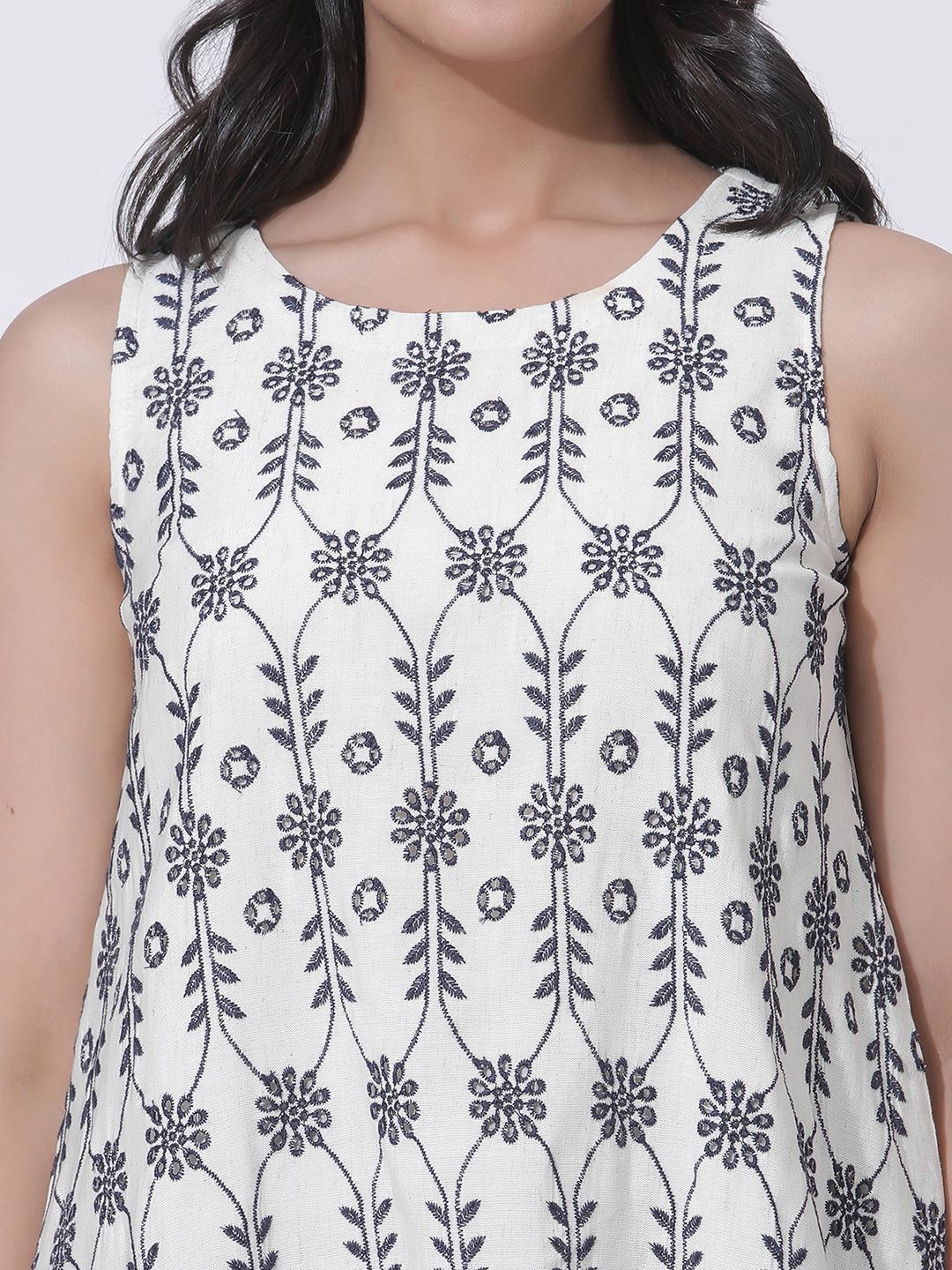 W Self Design Top with Trousers