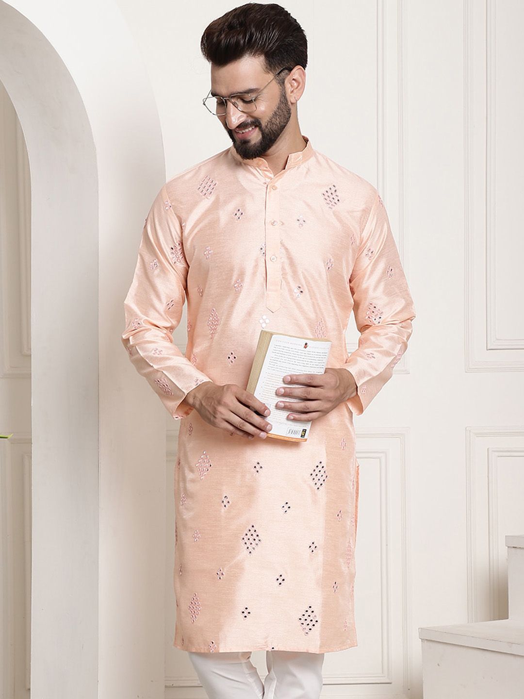 SOJANYA Band Collar Woven Design Kurta