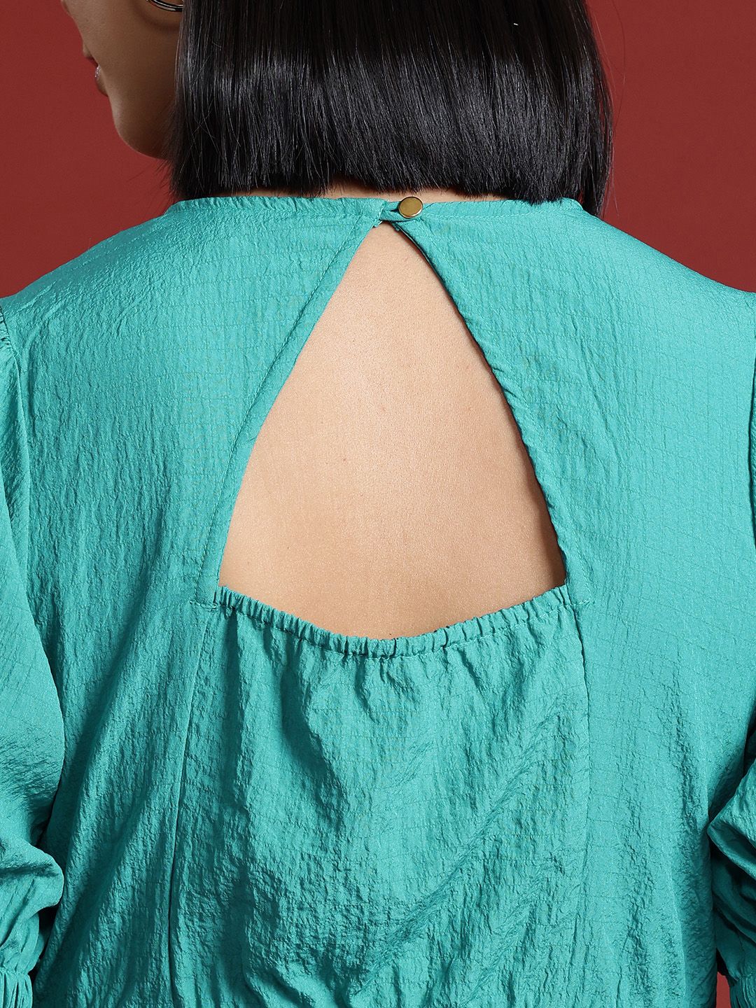 all about you Crinkled Cut-Out Back Puff Sleeve A-Line Dress