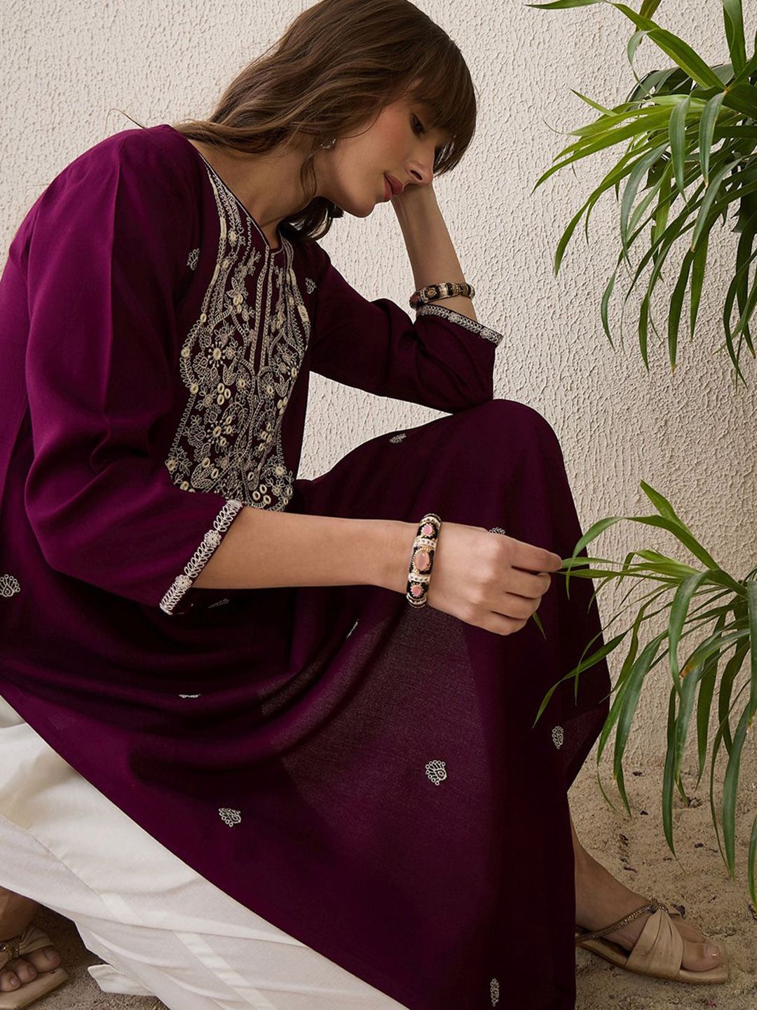 Indo Era Floral Embroidered Thread Work Straight Kurta