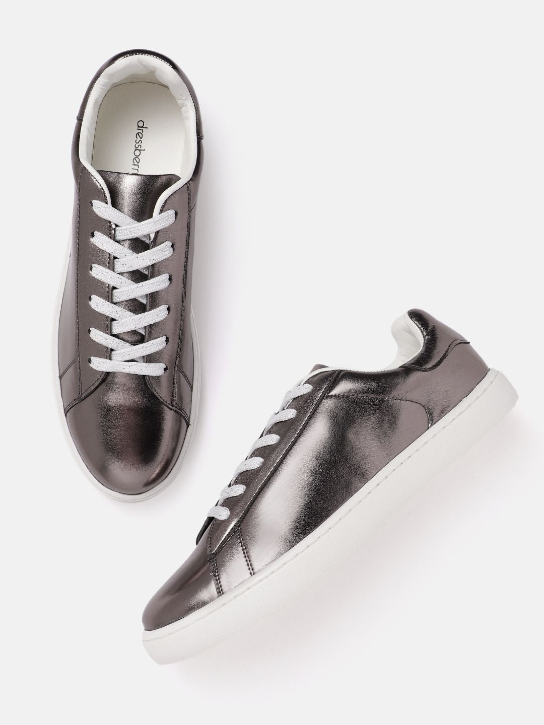 DressBerry Women Round Toe Sneakers