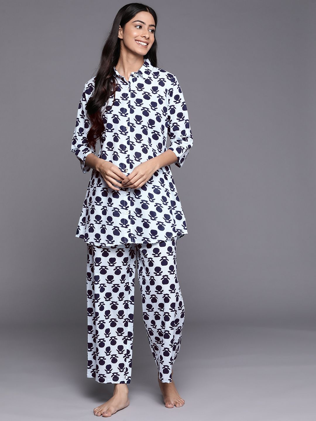 Libas Women White & Navy Blue Printed Pure Cotton Night suit