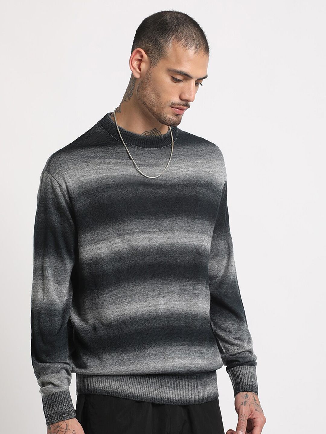 THE BEAR HOUSE Striped Drop-Shoulder Sleeves Acrylic Pullover Sweatshirt