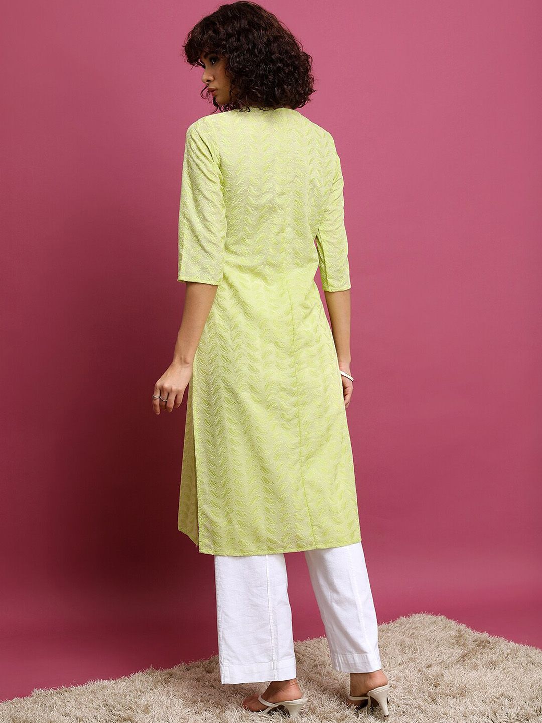 Vishudh Lime Green Floral Embroidered Straight Kurta
