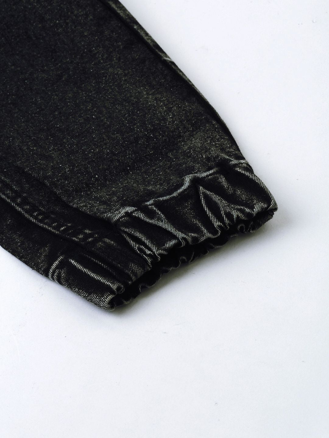 Urbano Fashion Men Black Slim Fit Mid-Rise Clean Look Acid Wash Stretchable Jogger Jeans