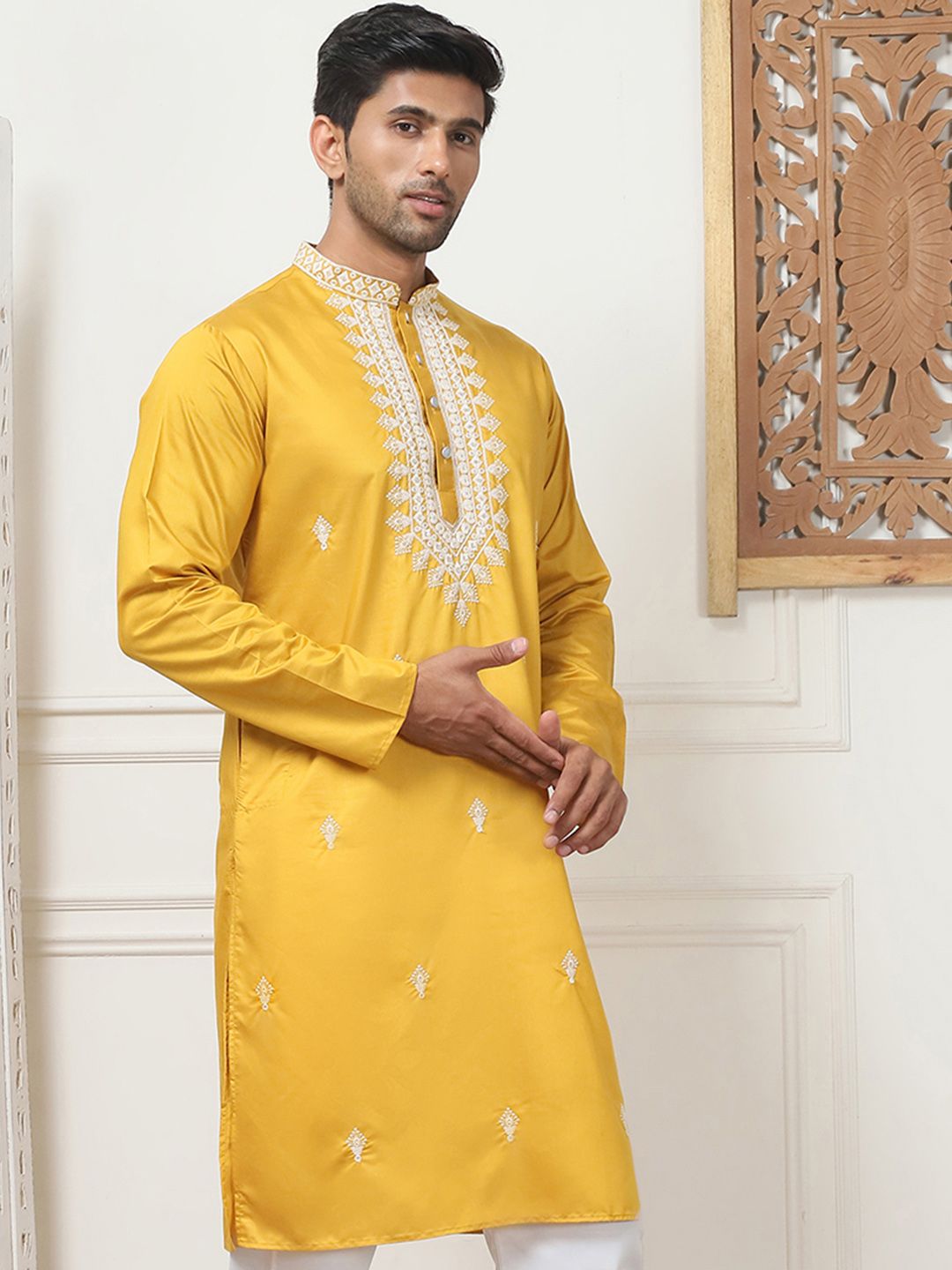 Jompers Floral Embroidered Sequinned Mandarin Collar Cotton Silk Straight Kurta