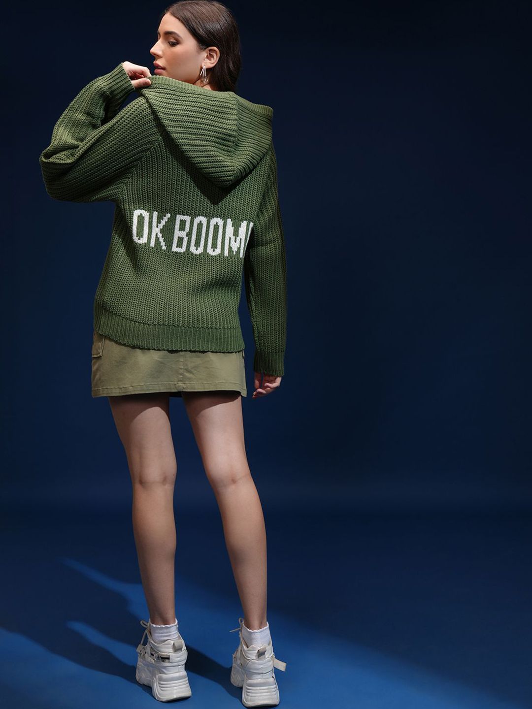 Tokyo Talkies Women Ribbed Pullover dengan perincian zip