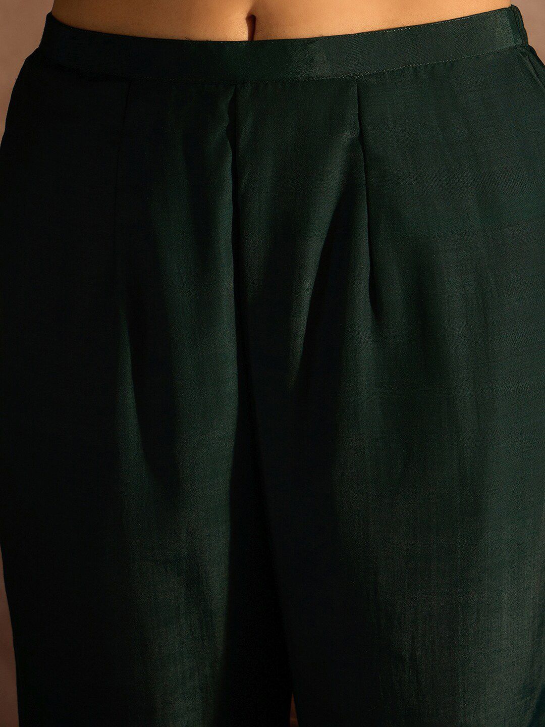 Indo Era Ethnic Motifs Embroidered Regular Thread Work Straight Kurta Set