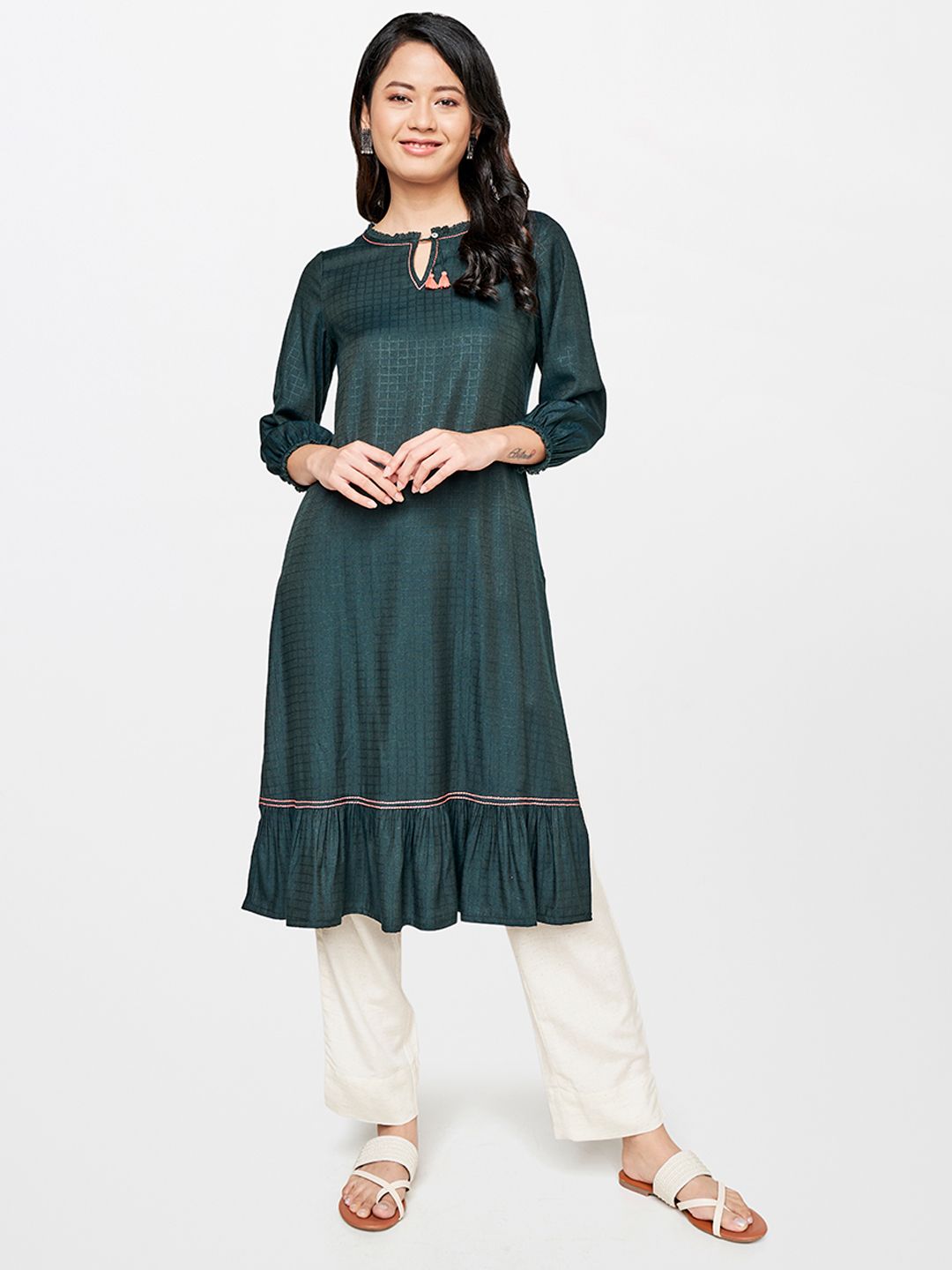 Global Desi Women Off White Straight Fit Trousers