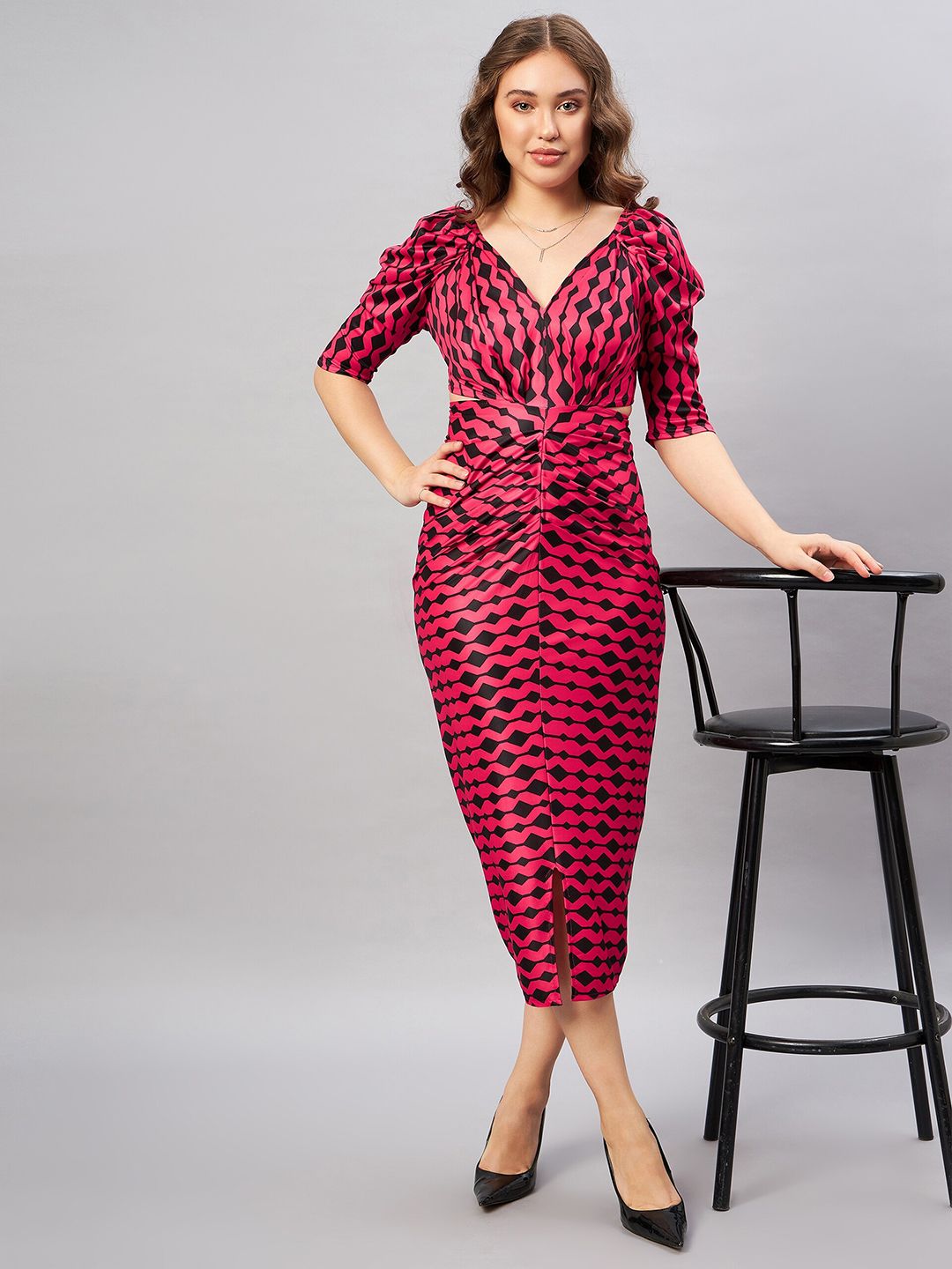 Antheaa Black & Red Abstract Printed V-Neck Puff Sleeve Sheath Midi Dress