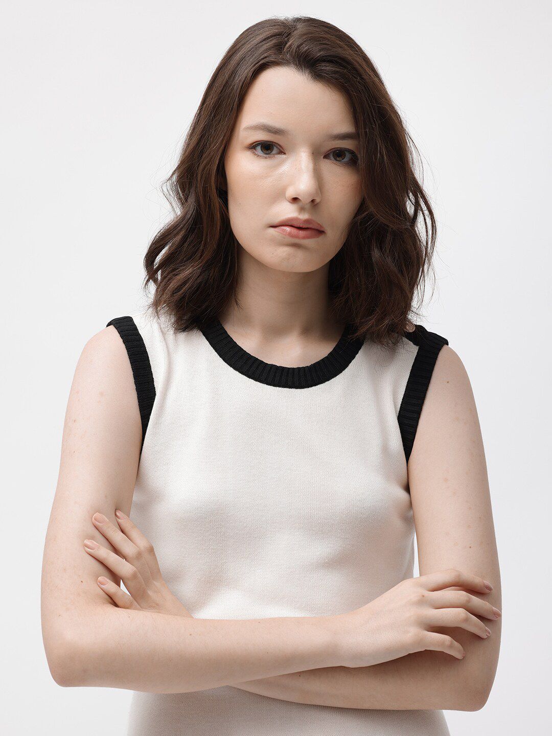 RAREISM Round Neck Sleeveless Sheath Dress