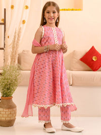 pspeaches Girls Floral Printed Pure Cotton Kurta with Trousers & With Dupatta