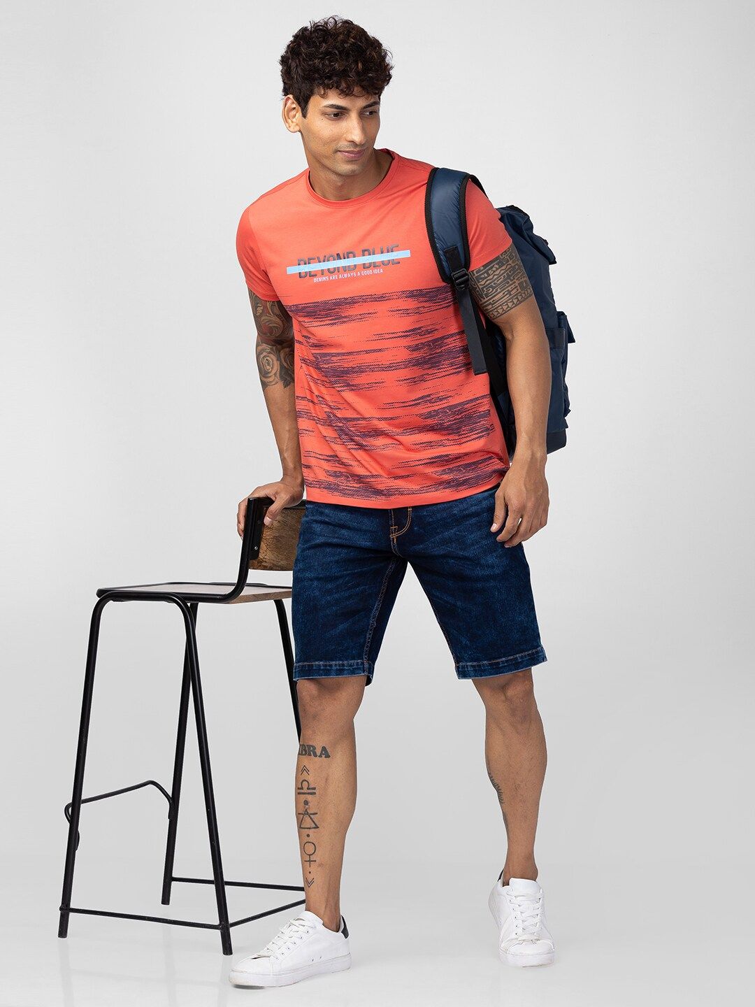 SPYKAR Men Graphic Printed Slim Fit T-shirt