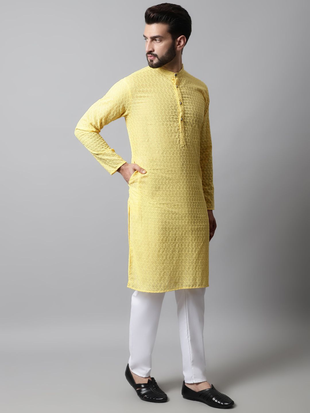Jompers Men Yellow Geometric Embroidered Kurta