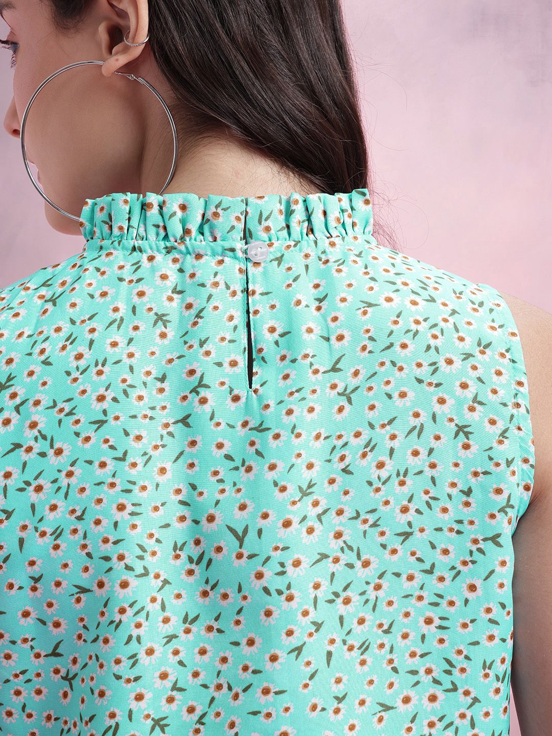 DressBerry Floral Print Ruffled Detail Top