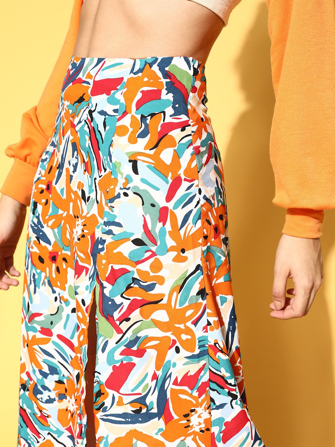 Berrylush White Abstract Peekaboo Bottom Skirt