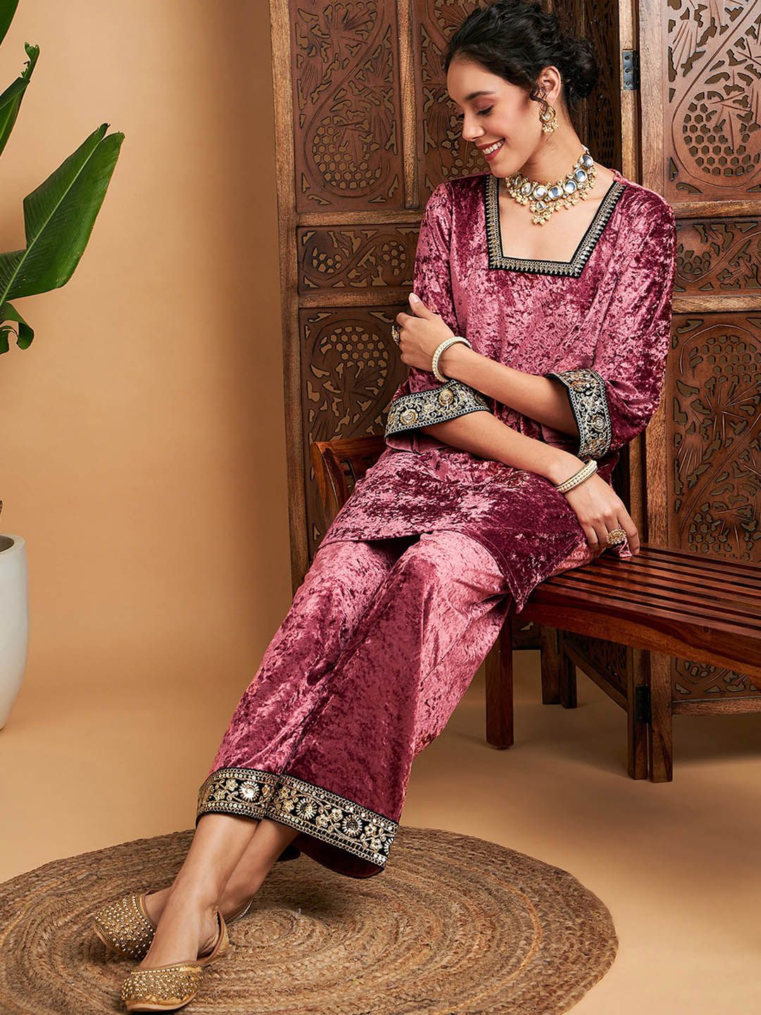 Shae by SASSAFRAS Embroidered Square Neck Regular Sequinned Velvet Kurti With Trousers