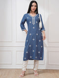 Vishudh Women Straight V Neck Kurta