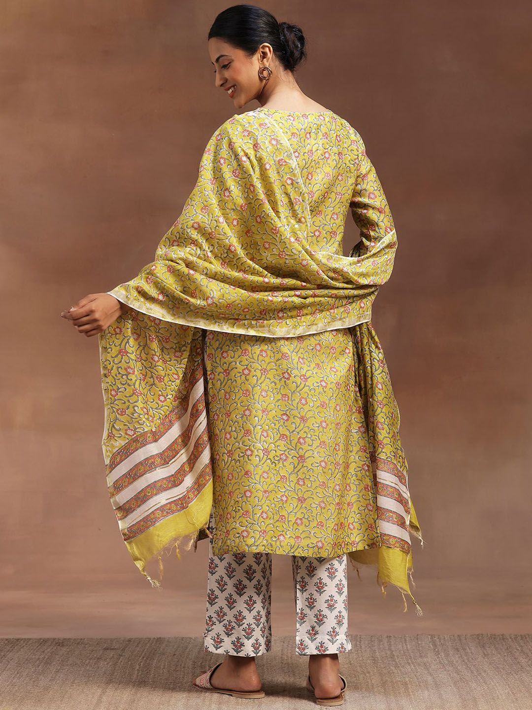 Libas Floral Printed Regular Pure Cotton Straight Kurta with Trousers & Dupatta