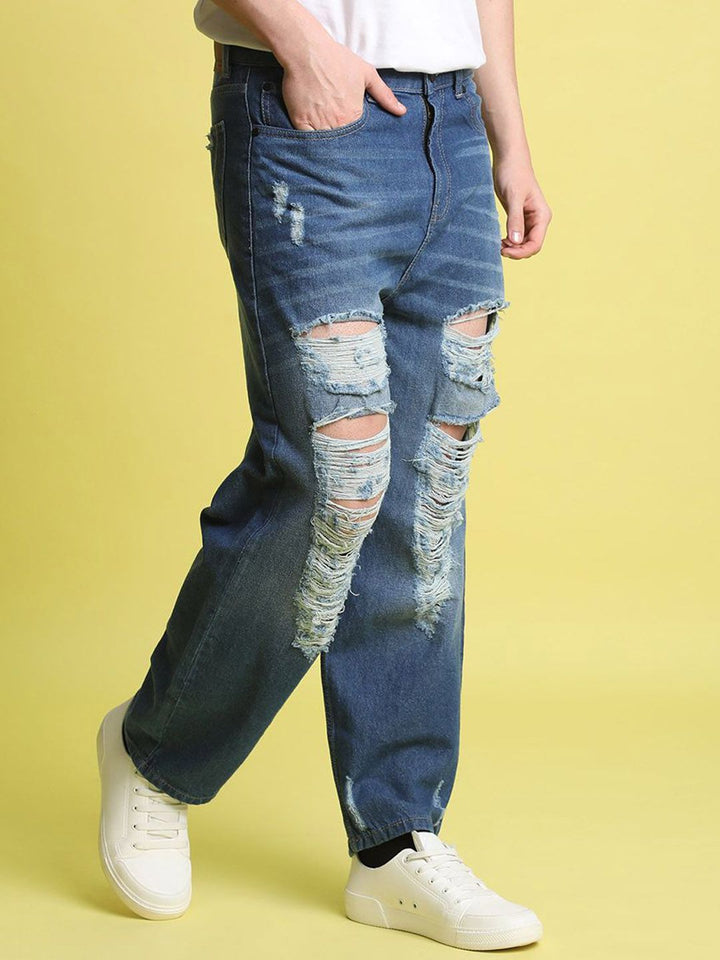 Bene Kleed Men Mildly Distressed Light Fade Baggy Jeans