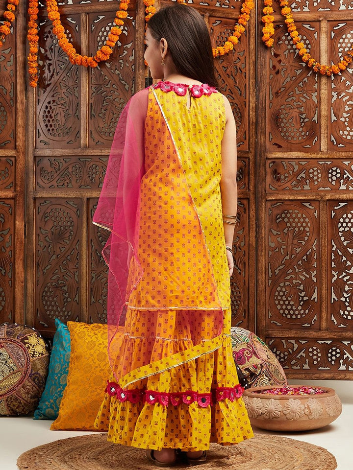 pspeaches Girls Ethnic Motifs Printed Regular Mirror Work Kurta With Sharara & Dupatta