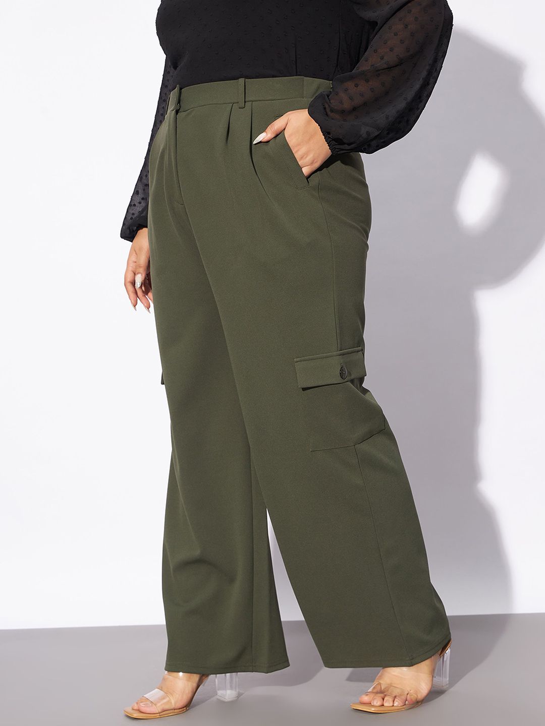 SASSAFRAS Curve Women Plus Size Olive Green Straight Fit Pleated-Front Cargos Trousers