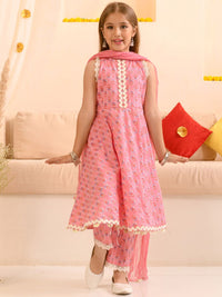 pspeaches Girls Floral Printed Pure Cotton Kurta with Trousers & With Dupatta