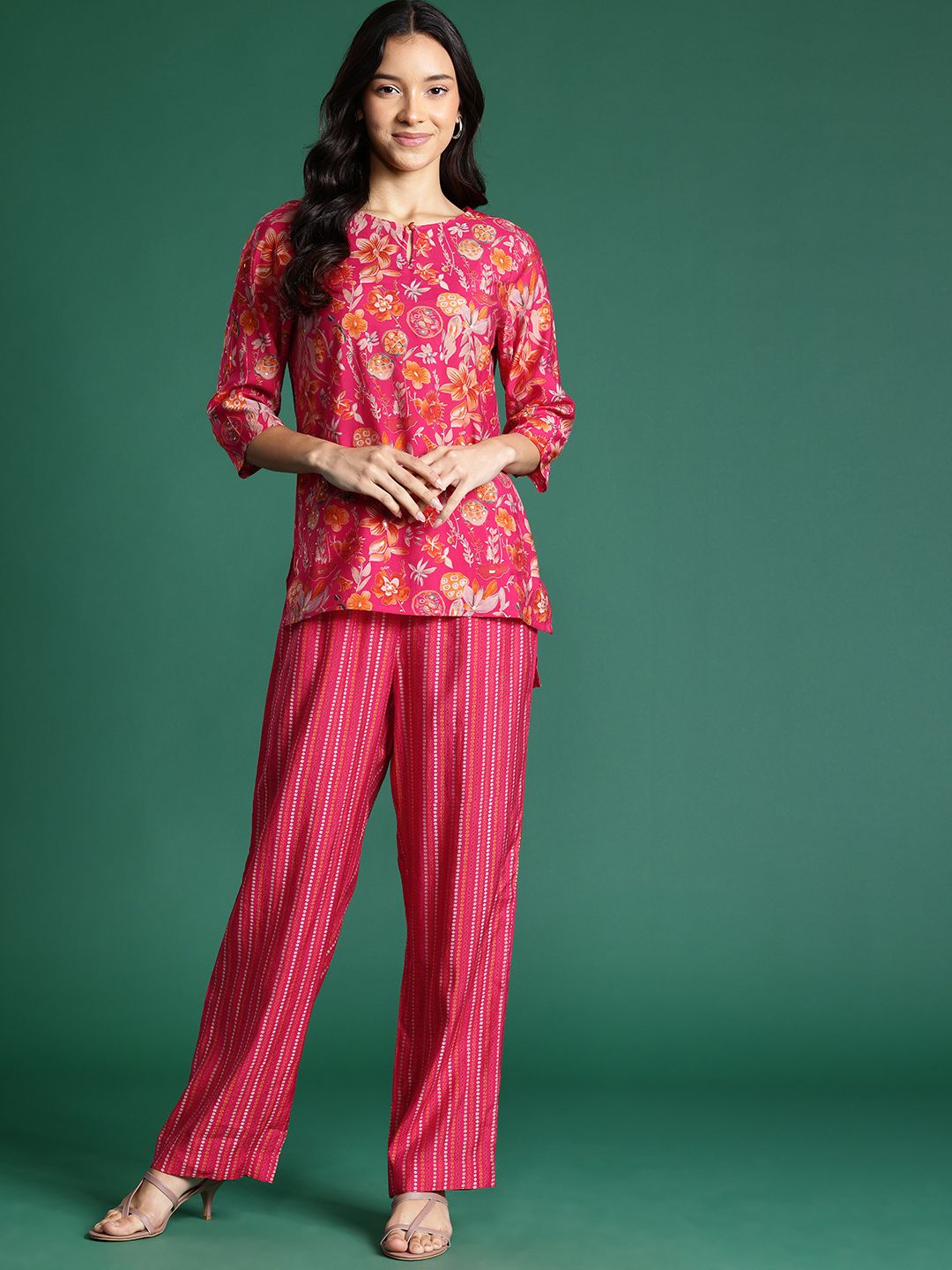 DressBerry Floral Printed Top With Trouser