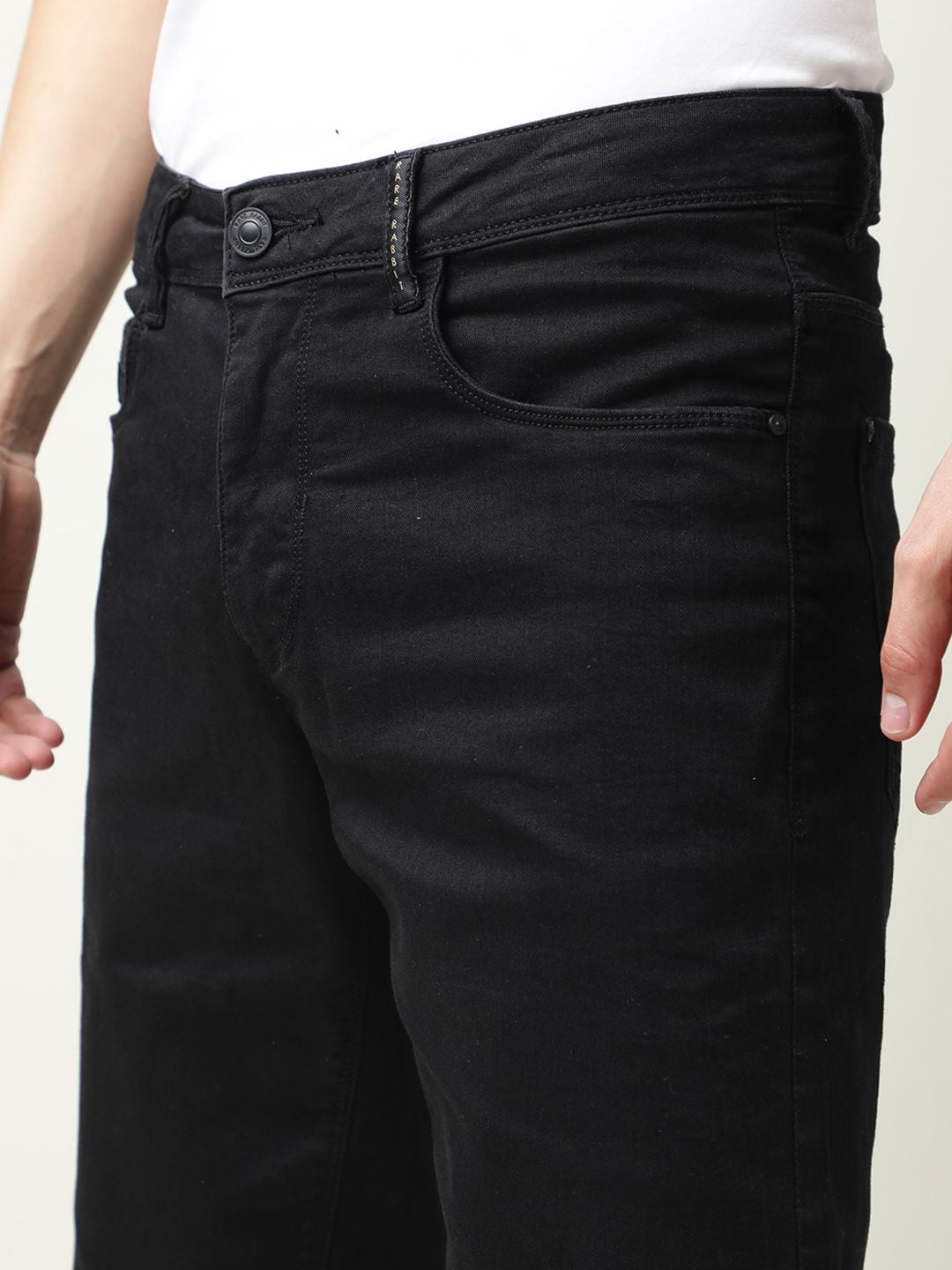 RARE RABBIT Men Switch Slim Fit Knee Length Shorts