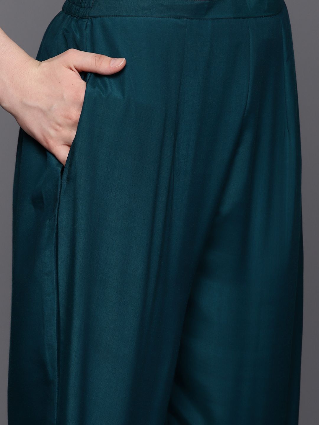 Indo Era Floral Embroidered Regular Sequinned Kurta with Trousers & Dupatta