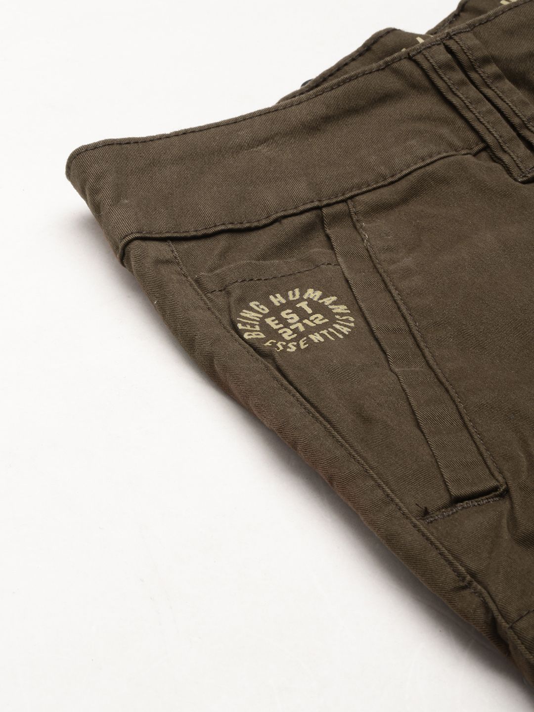 Being Human Men Solid Mid Rise Cargo Shorts