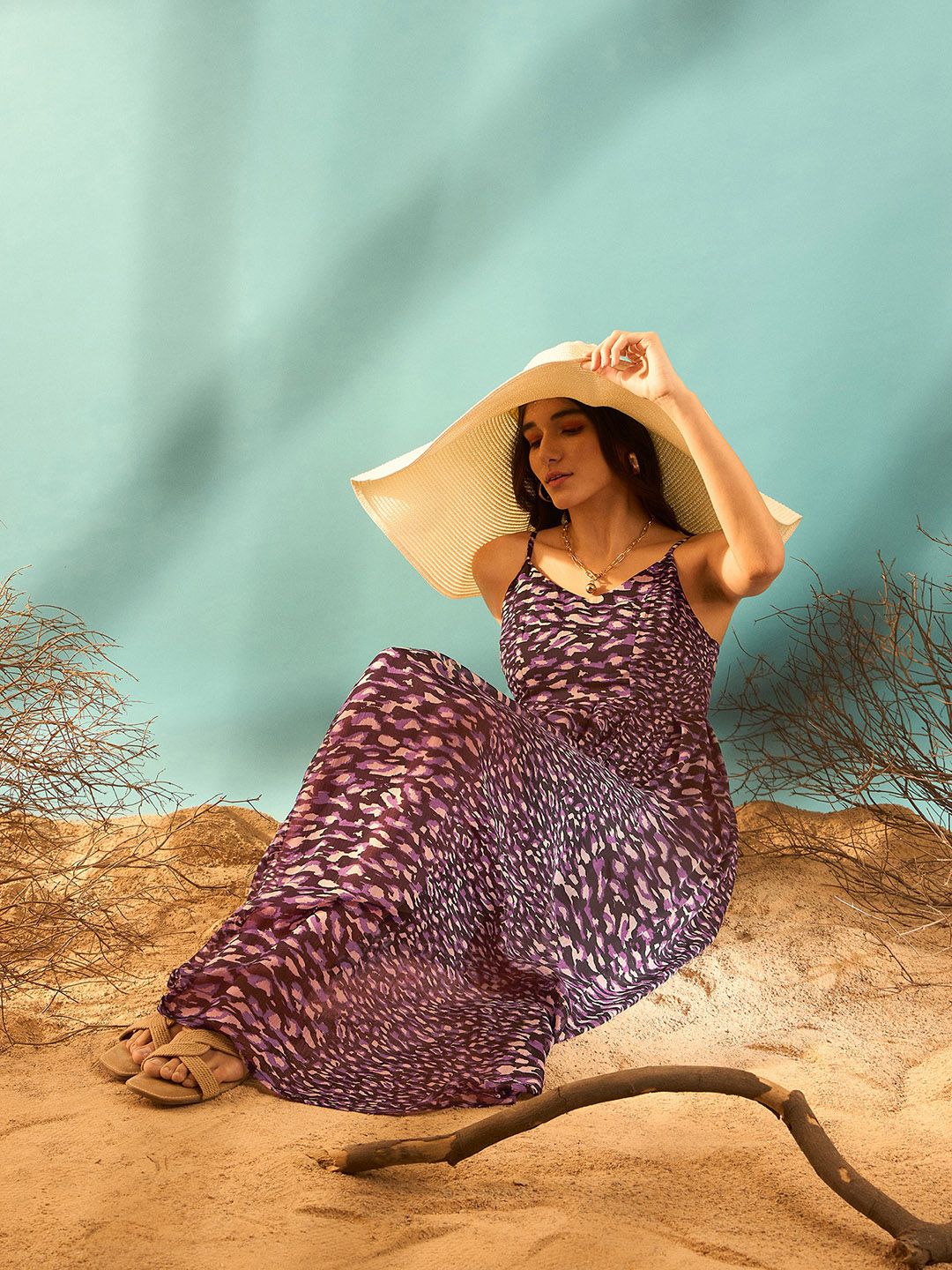 Berrylush Black Animal Printed Shoulder Straps Maxi Dress