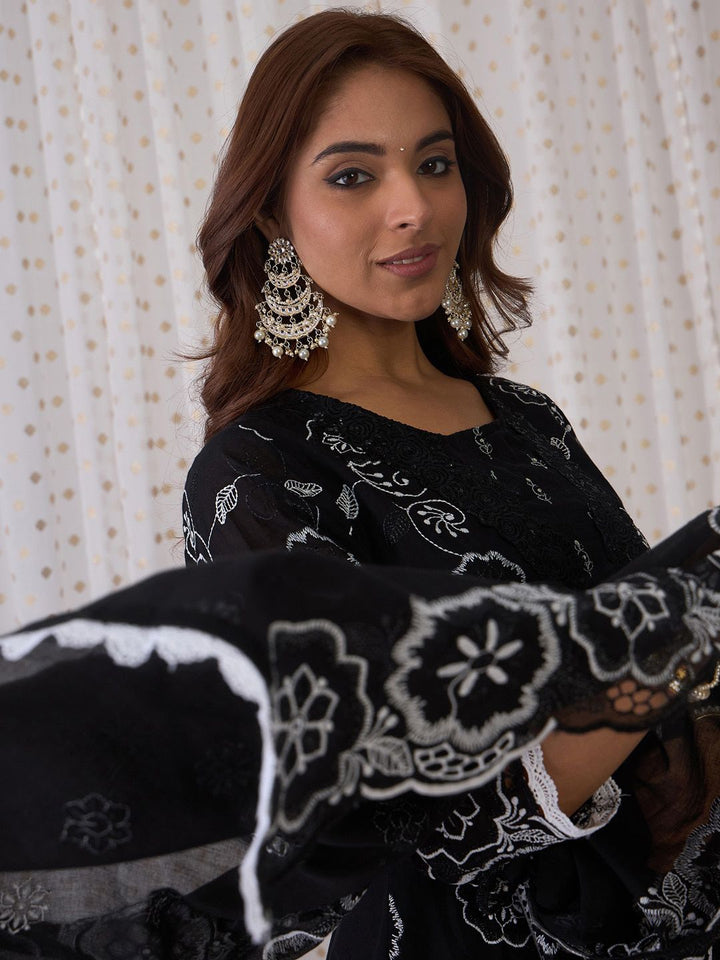 Indo Era Floral Embroidered Panelled Pure Cotton A-Line Kurta With Trouser & Dupatta